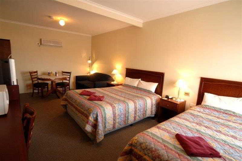 Oasis Motor Inn Broken Hill Quarto foto